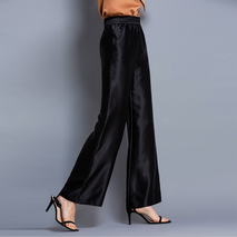 Großhandel Sporty Loose Wide Leg Fitting Maulbeerseide Hosen Hosen Outfit für Frauen